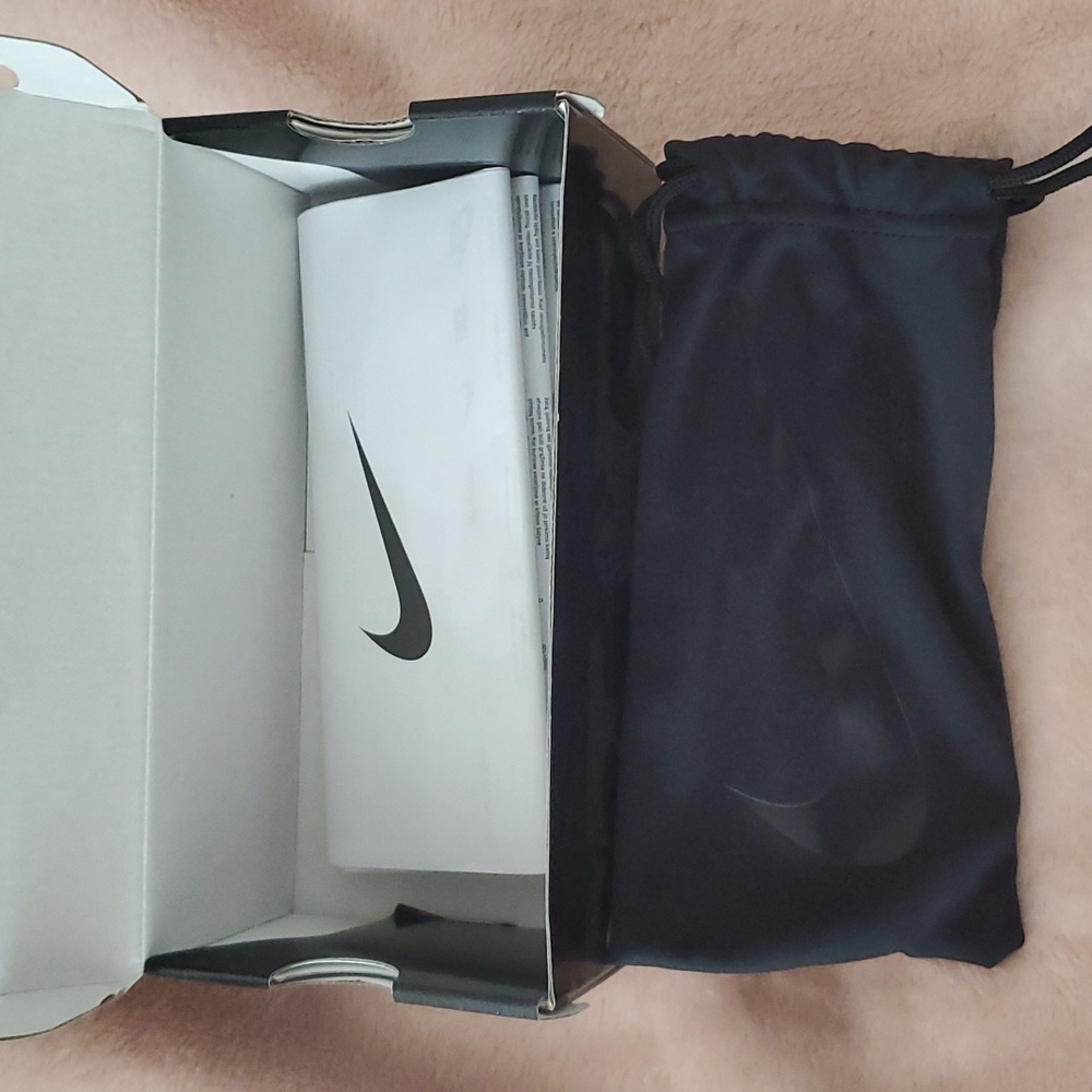 Nike Ascendant Aviator Sunglasses - Picture 9 of 9